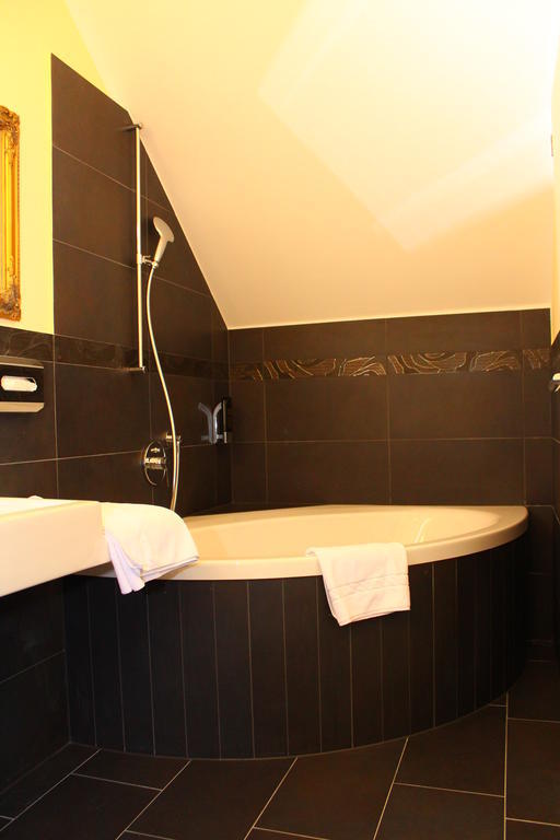 Seehotel Gruener Baum Hotel 4*